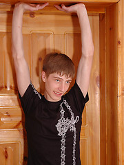 Badass twink gets all naked and shows some skin